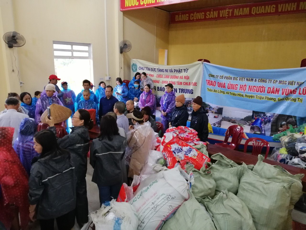 MSC Việt Nam & BIC Việt Nam ủng hộ đồng bào lũ lụt Miền Trung